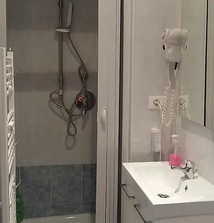 Pensión Il Sole E La Luna 4*