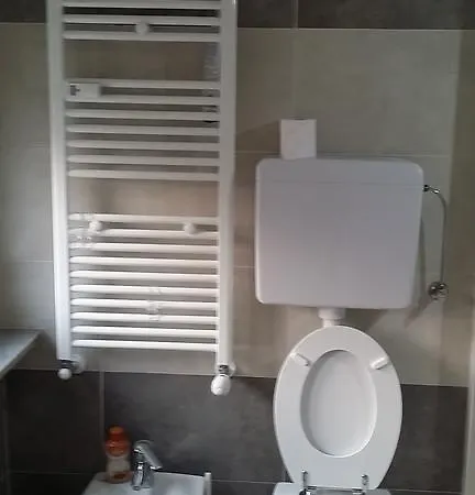 Guest house Il Sole E La Luna 4*