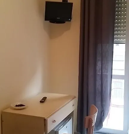 Guest house Il Sole E La Luna 4*