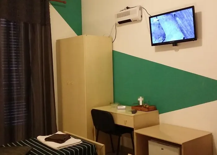 Il Sole E La Luna Pensión